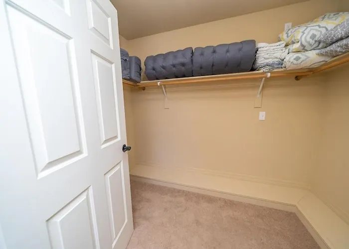 Large Havasu Retreat With Private Heated Pool And Gameroom For Family Fun Lake Havasu City