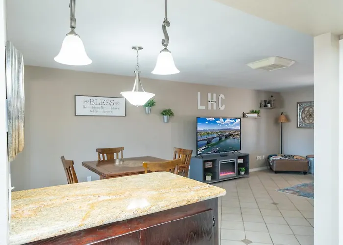 Large Havasu Retreat With Private Heated Pool And Gameroom For Family Fun