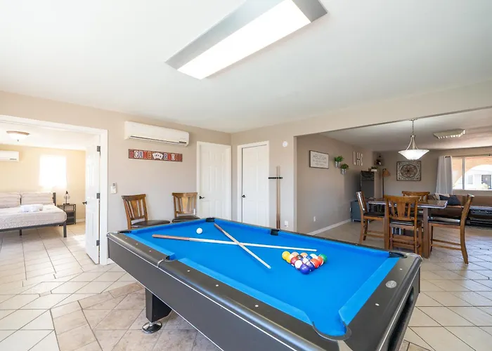 Large Havasu Retreat With Private Heated Pool And Gameroom For Family Fun