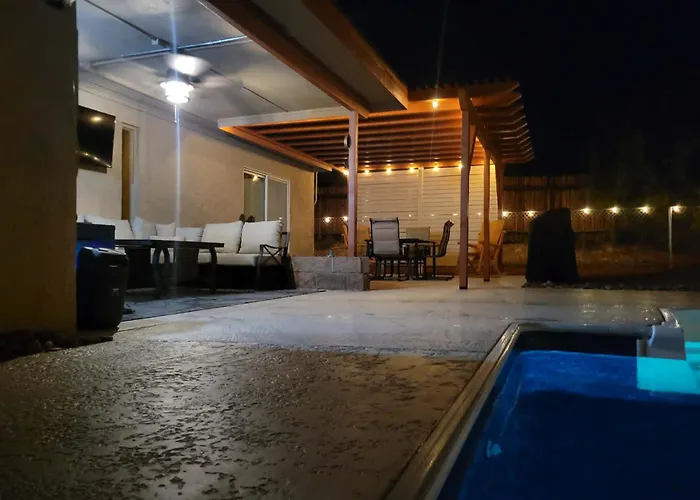 Havasu Hot Spot With A Heated Pool, Game Room & Fun *